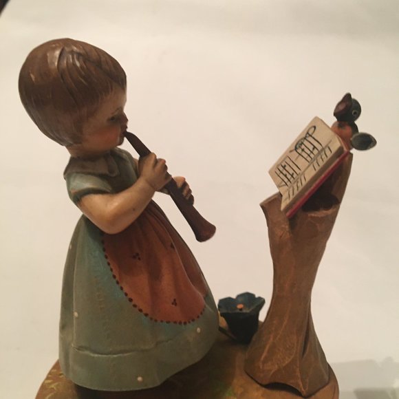 Vintage Wooden  Girl Playing Flute - Picture 2 of 11